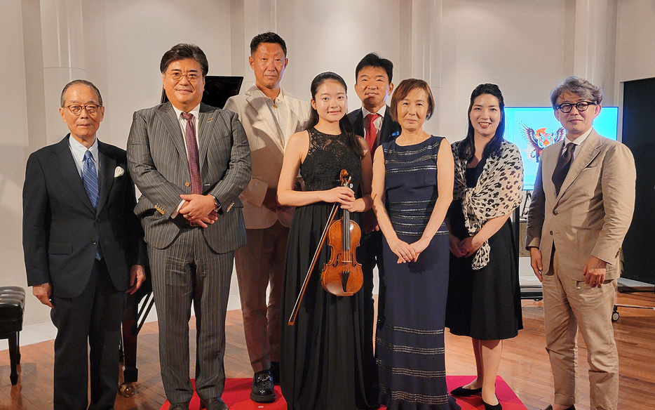 虎に翼プロジェクト第2号貸与セレモニー＆平野 友葵 ニコロ・ガリアーノによる演奏発表会